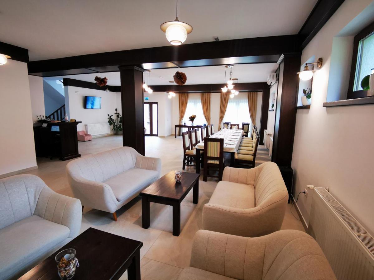 Mateo Transalpina Otel Săsciori Dış mekan fotoğraf